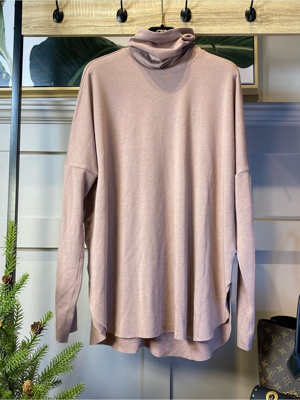 Kit and Ace Burrow Brushed Turtleneck Sz- M Lagenlook
Pullover Dusty Rose